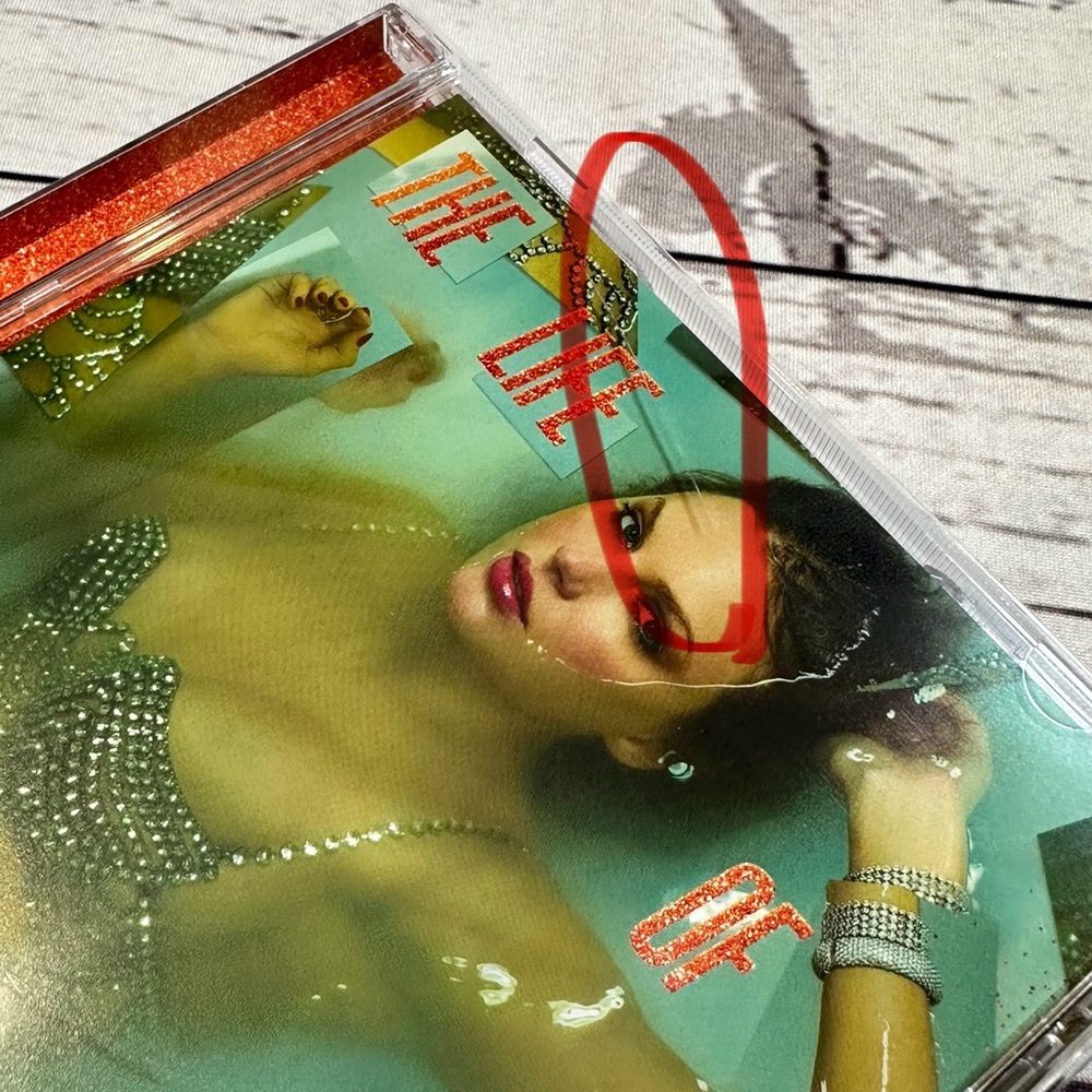Taylor Swift The Life Of A Showgirl CD + SIGNED insert, photo 4 - Picture 6 of 7
